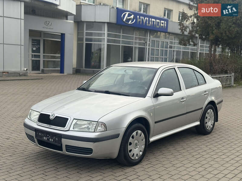 Лифтбек Skoda Octavia 2008 в Ровно