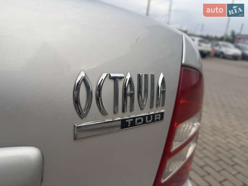 Лифтбек Skoda Octavia 2008 в Ровно
