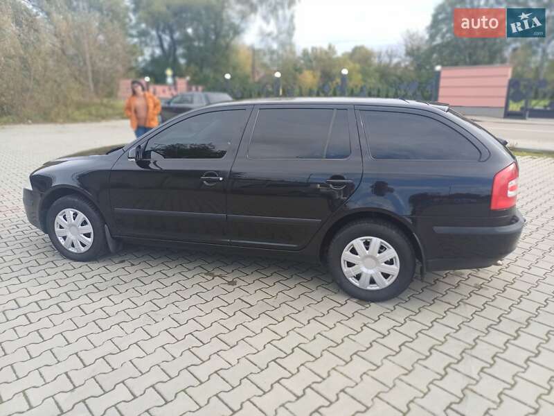 Универсал Skoda Octavia 2008 в Дрогобыче