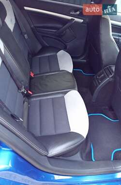 Универсал Skoda Octavia 2012 в 