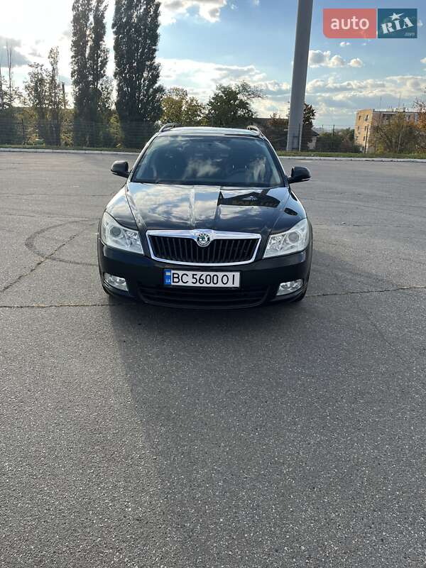 Универсал Skoda Octavia 2010 в Дрогобыче