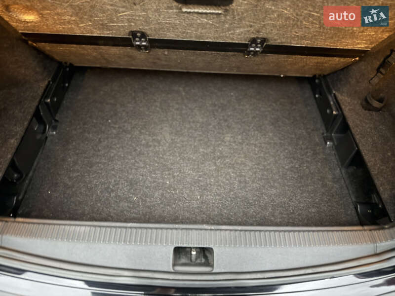 Универсал Skoda Octavia 2019 в Житомире