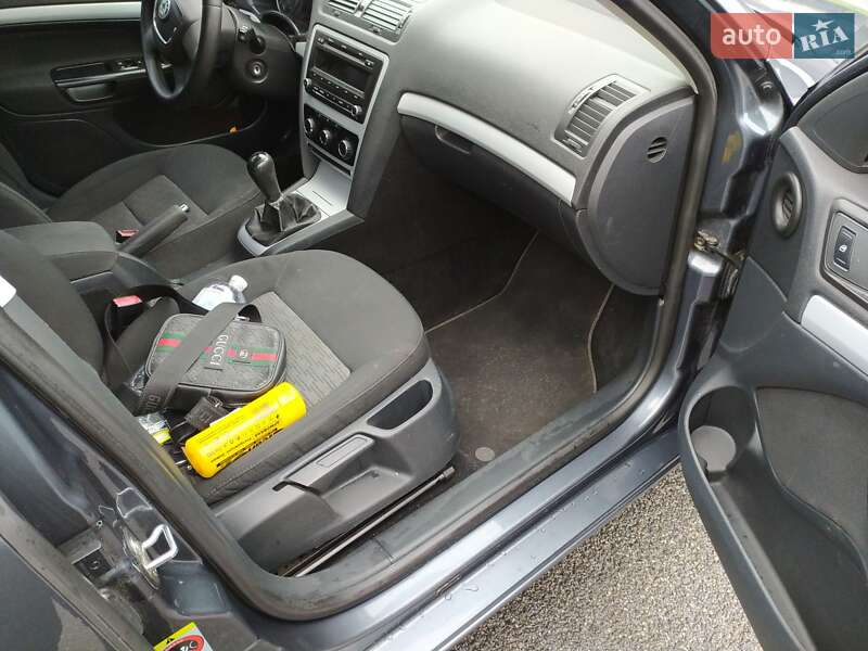 Універсал Skoda Octavia 2010 в Вінниці