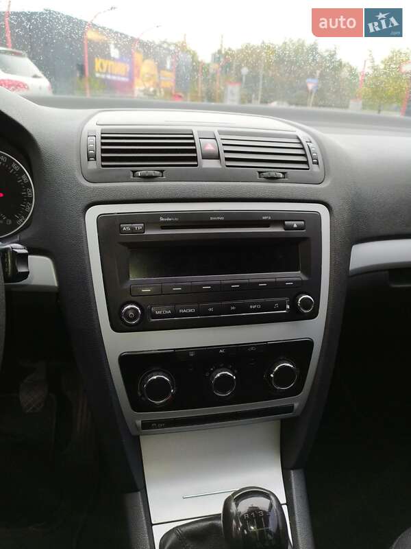 Універсал Skoda Octavia 2010 в Вінниці
