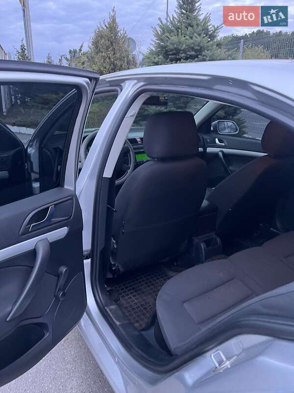 Лифтбек Skoda Octavia 2005 в Полтаве