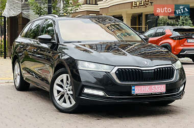 Универсал Skoda Octavia 2021 в Киеве