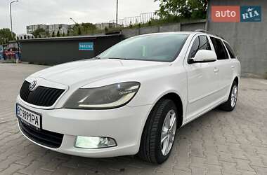 Универсал Skoda Octavia 2011 в 