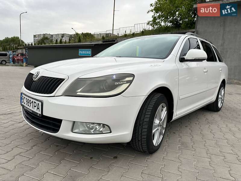 Универсал Skoda Octavia 2011 в Бориславе