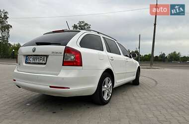 Универсал Skoda Octavia 2011 в 