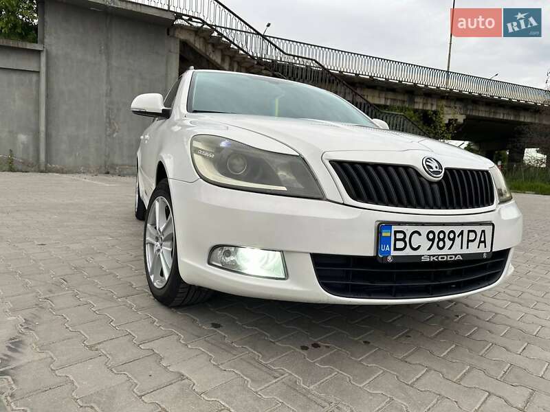 Универсал Skoda Octavia 2011 в Бориславе