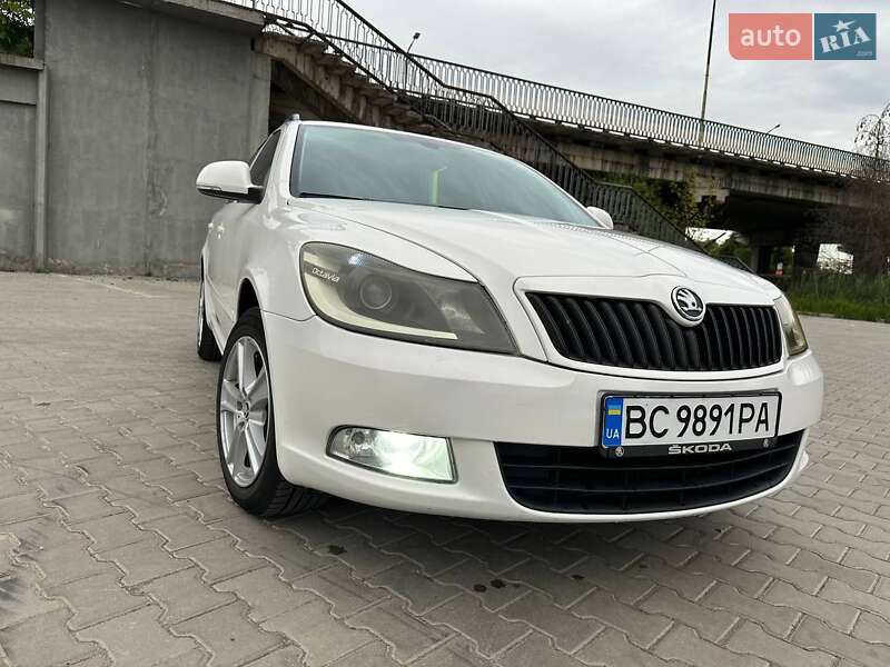 Универсал Skoda Octavia 2011 в Бориславе