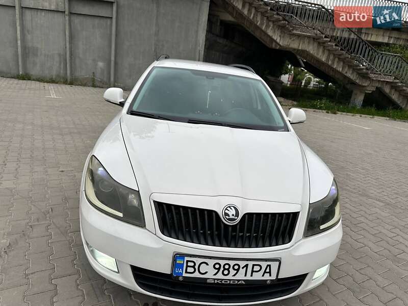 Универсал Skoda Octavia 2011 в Бориславе