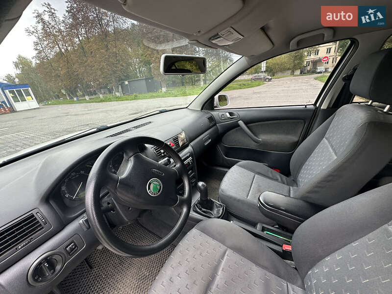 Лифтбек Skoda Octavia 2005 в Хмельницком фото 3 Лифтбек Skoda Octavia 2005 в Хмельницком