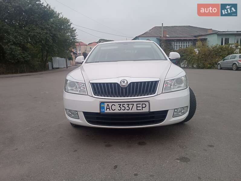 Універсал Skoda Octavia 2009 в Володимирі