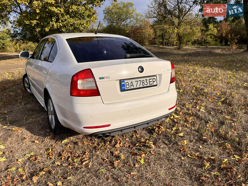 Лифтбек Skoda Octavia 2012 в Кропивницком