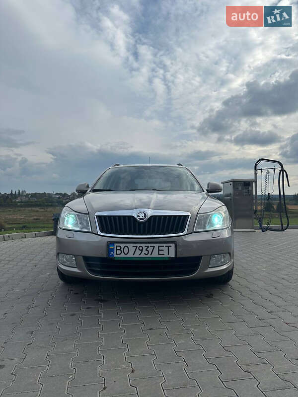Универсал Skoda Octavia 2009 в Шумске фото 2 Универсал Skoda Octavia 2009 в Шумске