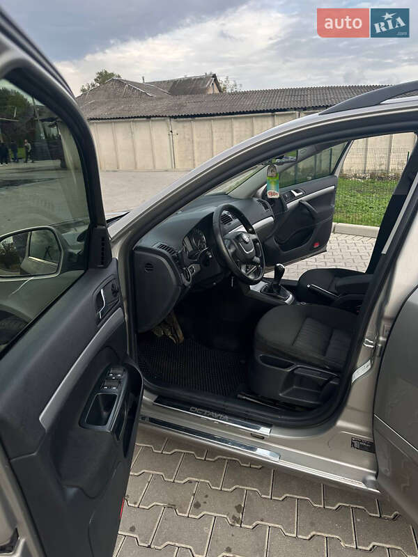 Универсал Skoda Octavia 2009 в Шумске фото 9 Универсал Skoda Octavia 2009 в Шумске