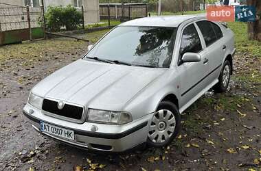 Ліфтбек Skoda Octavia 1999 в Чернівцях