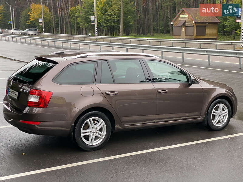 Универсал Skoda Octavia 2016 в Смыге