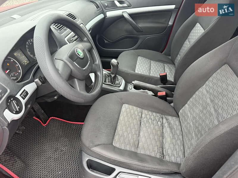 Универсал Skoda Octavia 2011 в Переяславе