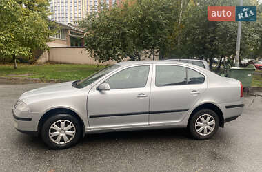Лифтбек Skoda Octavia 2008 в 