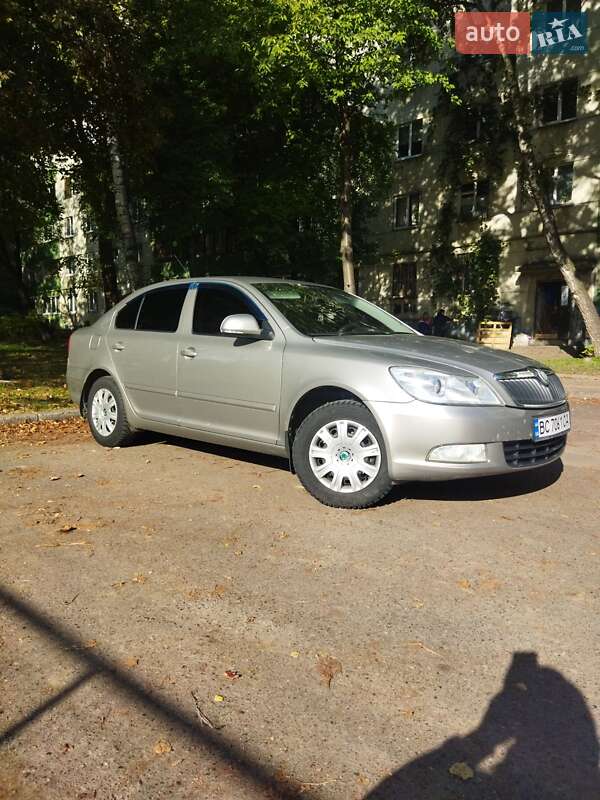 Лифтбек Skoda Octavia 2010 в Львове фото 6 Лифтбек Skoda Octavia 2010 в Львове
