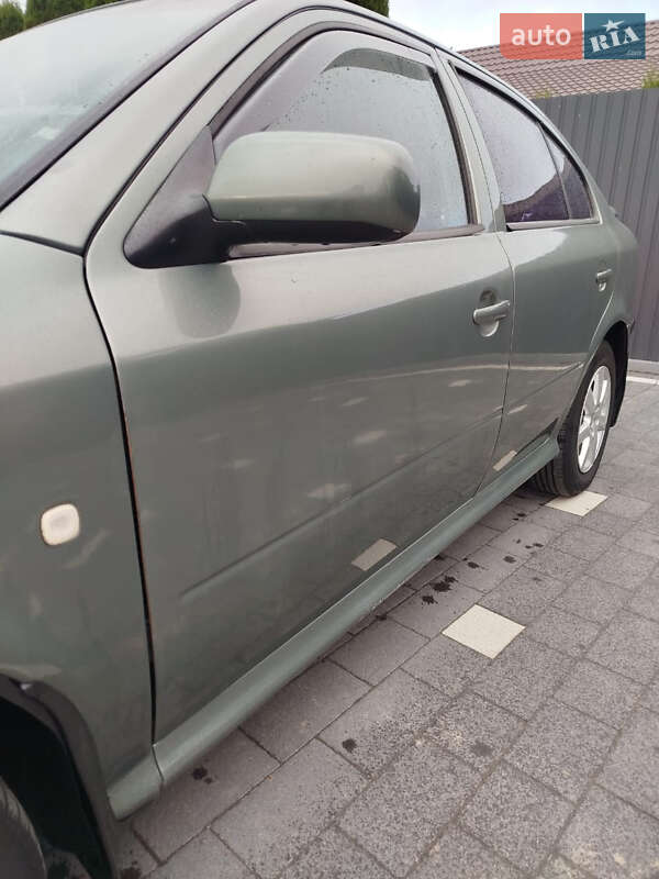 Лифтбек Skoda Octavia 2002 в Дрогобыче