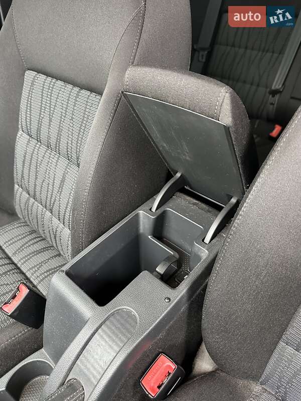 Универсал Skoda Octavia 2010 в Белогородке