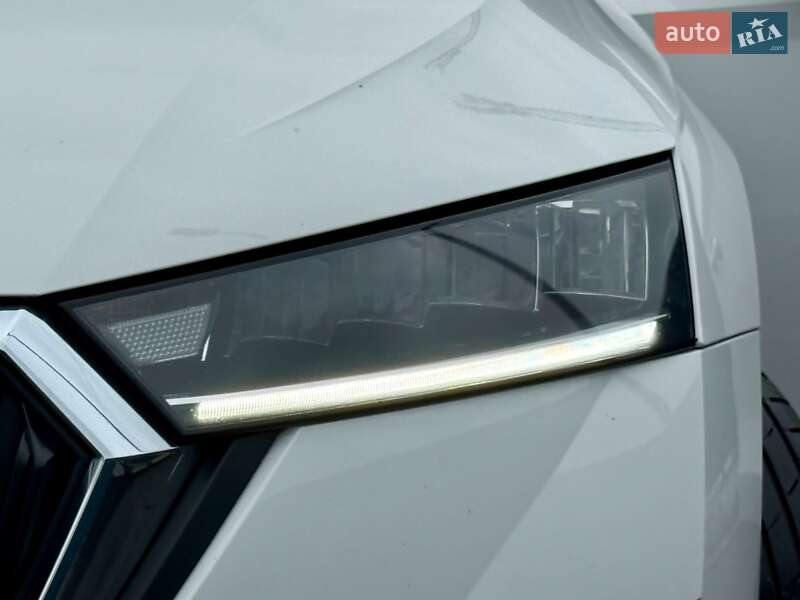 Лифтбек Skoda Octavia 2021 в Киеве