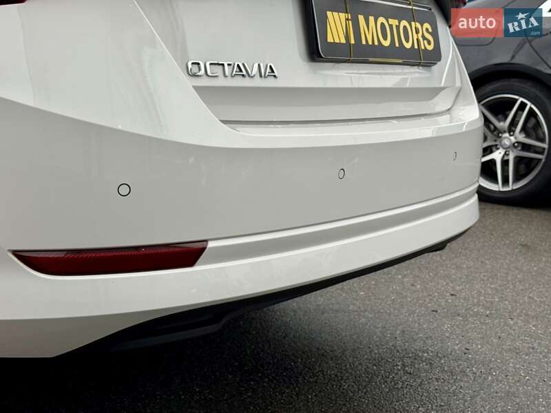 Лифтбек Skoda Octavia 2021 в Киеве