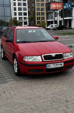 Ліфтбек Skoda Octavia 2003 в Рівному