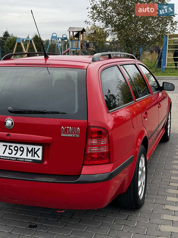 Ліфтбек Skoda Octavia 2003 в Рівному