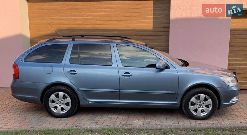 Универсал Skoda Octavia 2011 в Львове
