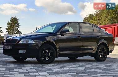Лифтбек Skoda Octavia 2005 в Львове