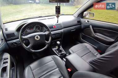 Лифтбек Skoda Octavia 2006 в 