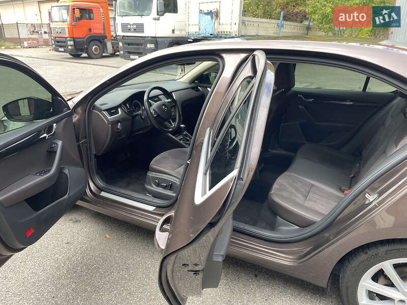 Ліфтбек Skoda Octavia 2016 в Дніпрі