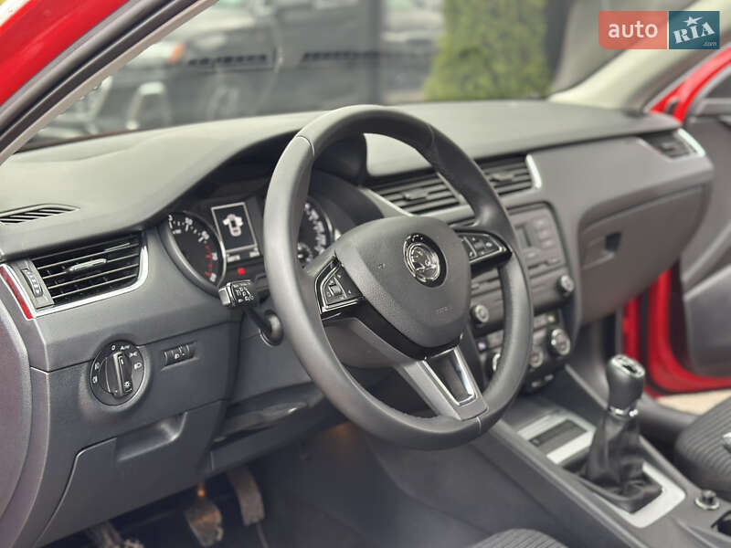 Універсал Skoda Octavia 2013 в Харкові