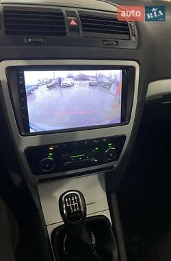 Универсал Skoda Octavia 2011 в 