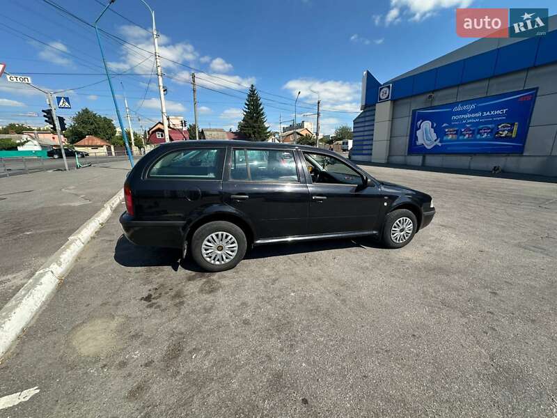 Универсал Skoda Octavia 2003 в Виннице