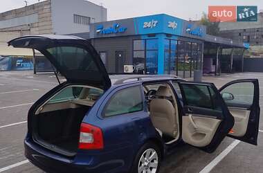 Универсал Skoda Octavia 2009 в 