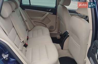 Универсал Skoda Octavia 2009 в 