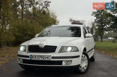 Лифтбек Skoda Octavia 2008 в 