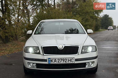 Лифтбек Skoda Octavia 2008 в 