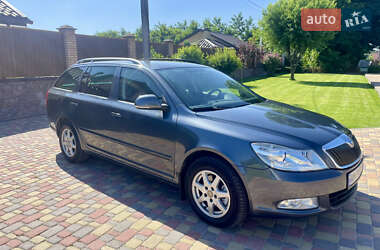 Універсал Skoda Octavia 2010 в Житомирі