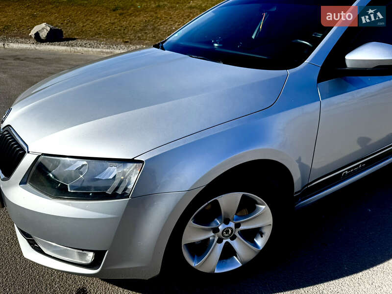 Універсал Skoda Octavia 2015 в Дніпрі фото 8 Універсал Skoda Octavia 2015 в Дніпрі