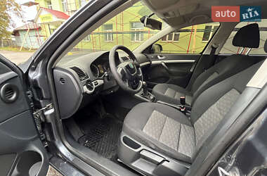Лифтбек Skoda Octavia 2012 в 
