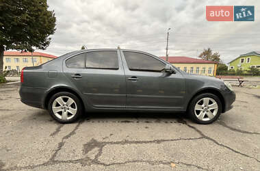 Лифтбек Skoda Octavia 2012 в 