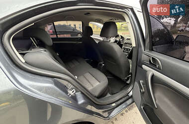 Лифтбек Skoda Octavia 2012 в 