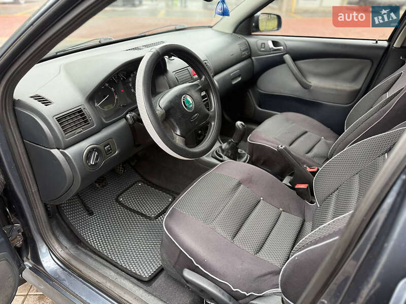 Лифтбек Skoda Octavia 2006 в Киеве