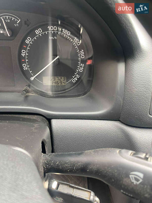 Універсал Skoda Octavia 2009 в Дубні